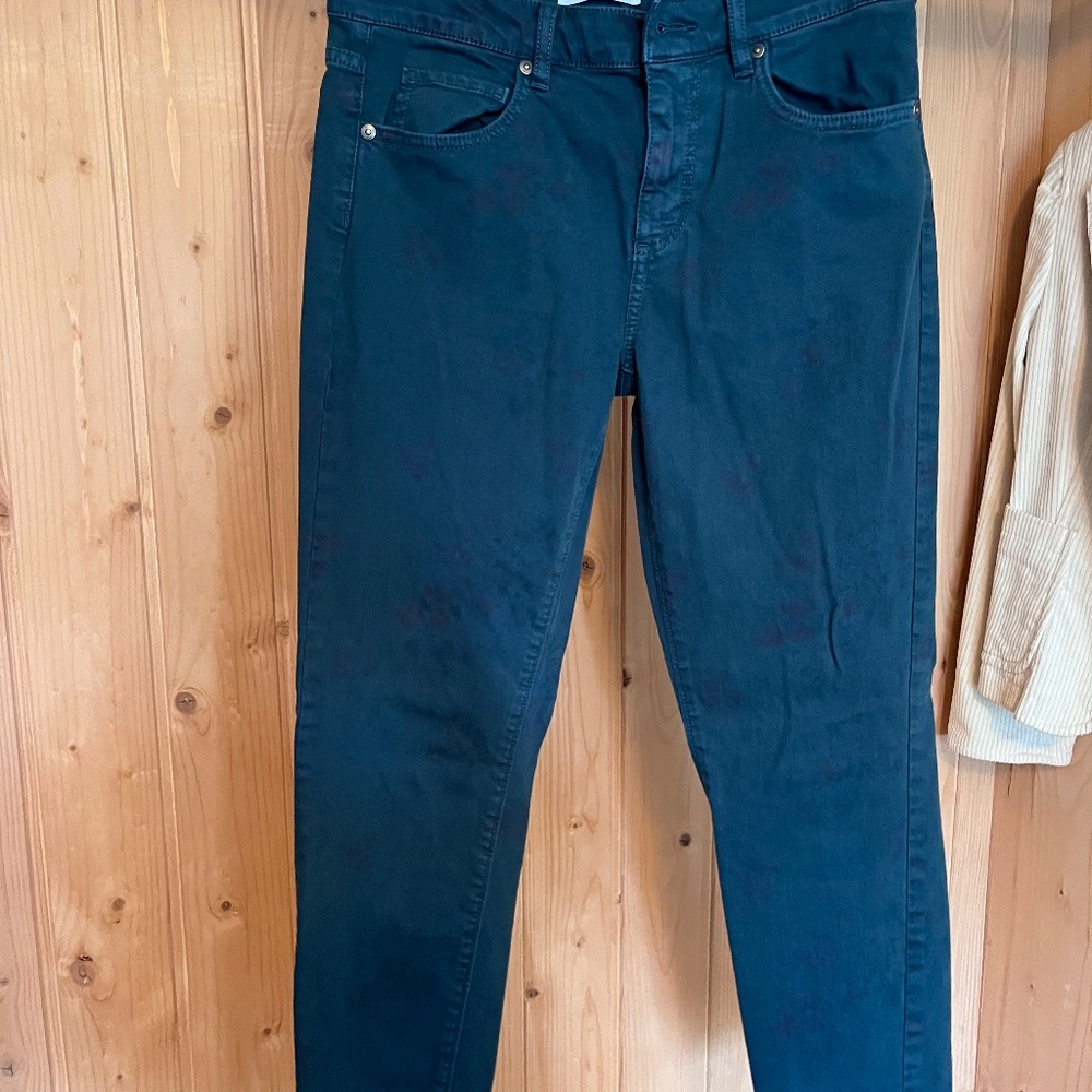 LOFT Green Frayed Hem Mid Rise Skinny Jean